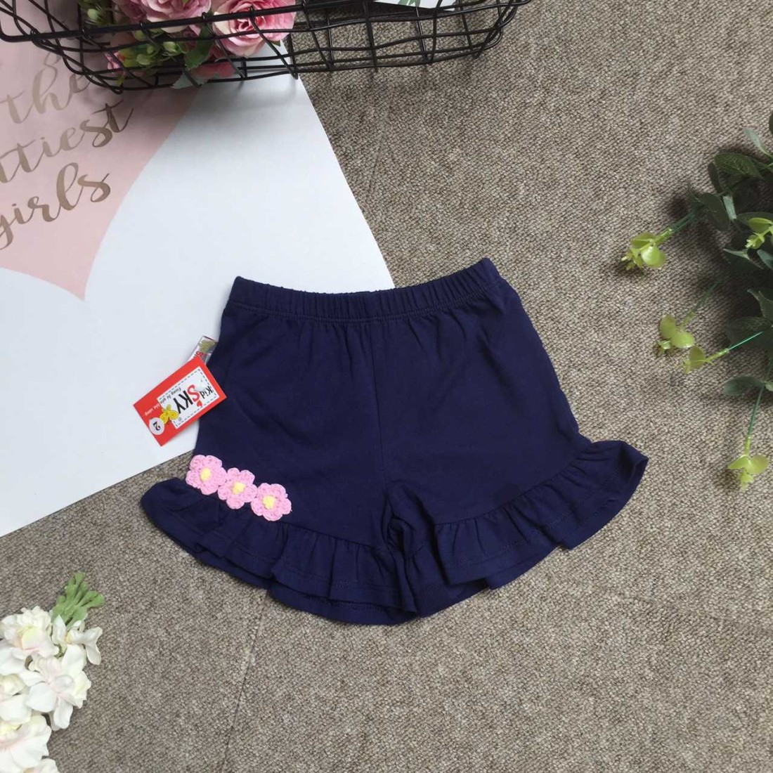 quần đùi cotton bèo gấu 3 hoa bé gái size 2-8-